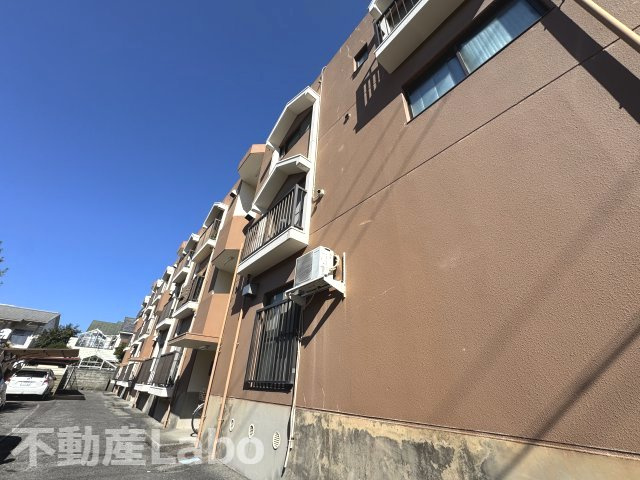 徳島市新蔵町１丁目の賃貸マンション