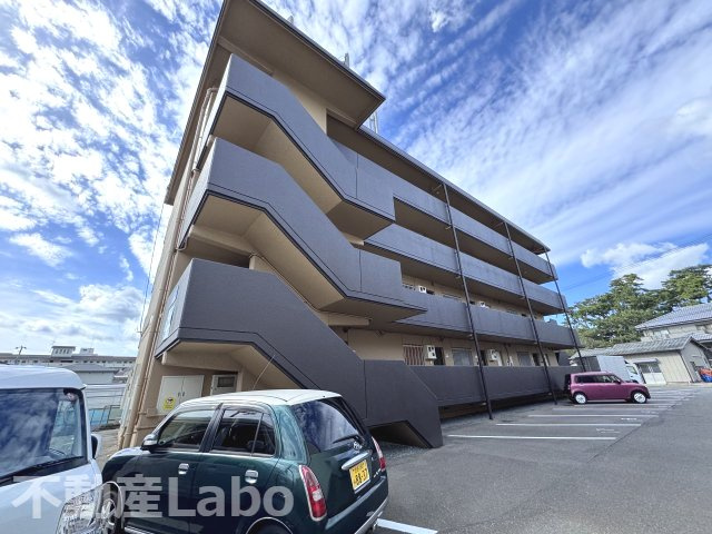 徳島市南沖洲３丁目の賃貸マンション