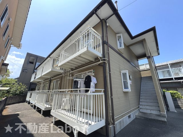 徳島市住吉３丁目のアパートの駐車場