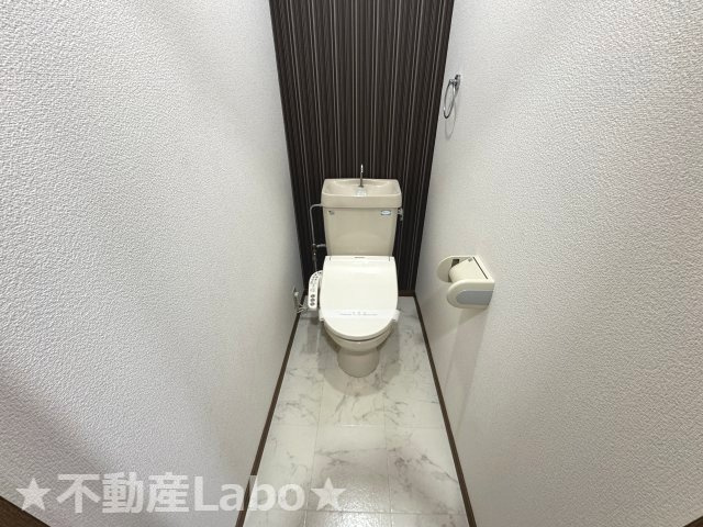 徳島市住吉３丁目のアパートのトイレ