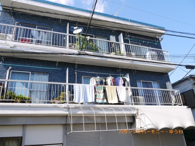 【外観】 | マンション豊島 | 穏やかな風と陽光を導き、プライバシーに配慮された設計プランを採用し、居住性を一段と心地よいものにしています。