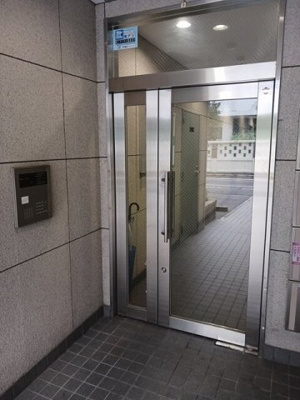 【エントランス】 | アライブ富小路