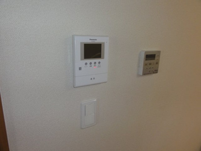 【内装】 | サニー・プレール | カメラ付インターホン