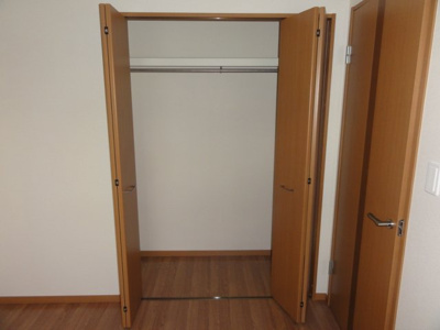 【収納】 | サニー・プレール | クローゼット（東側）