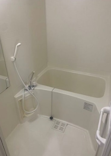 大阪市中央区松屋町住吉の賃貸マンションの浴室