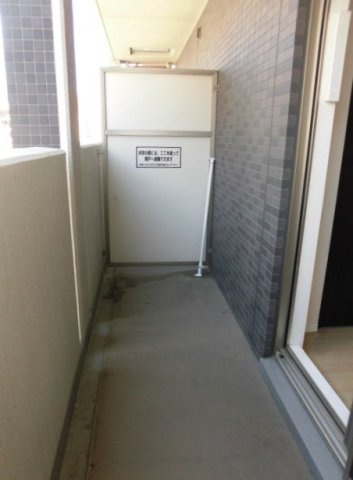 大阪市中央区松屋町住吉の賃貸マンションのバルコニー