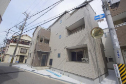 アート鶴見の外観