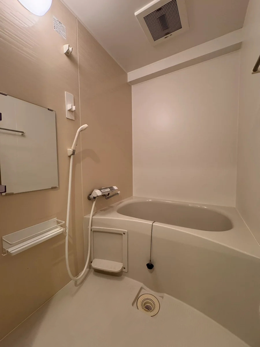 国分寺市東戸倉２丁目の中古マンションの浴室