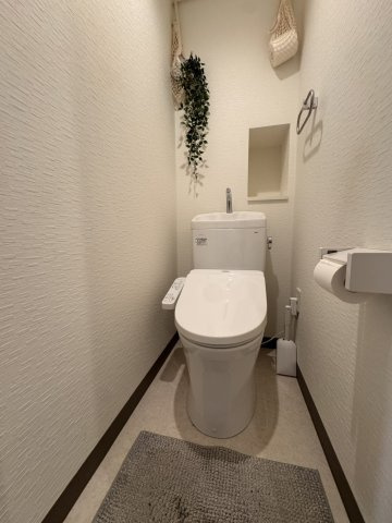 国分寺市東戸倉２丁目の中古マンションのトイレ