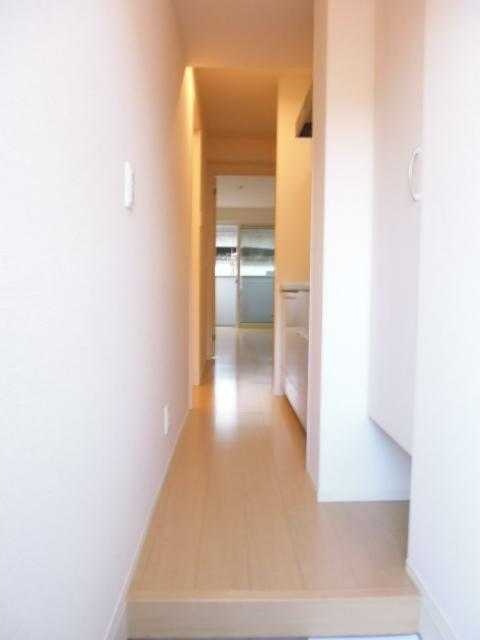 クレールA棟の玄関