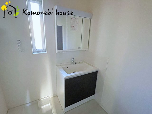 さいたま市西区大字高木　新築一戸建て　Cの独立洗面台|12/26撮影