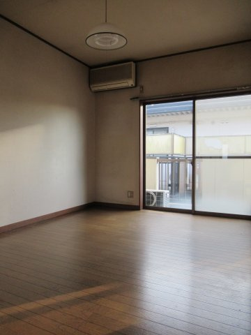 アニバーサリーの洋室