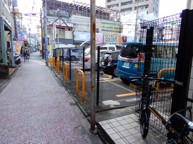 アーバンハイツ城北の駐車場