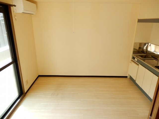 アーバンハイツ城北の居間・リビング