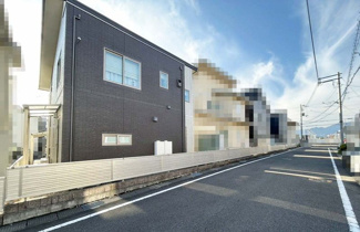 【前面道路含む現地写真】 | 守山市水保町　中古戸建