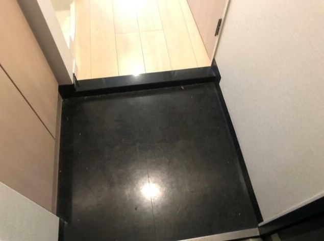 ルリオン代々木の玄関