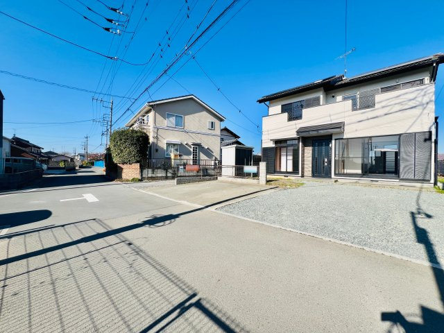 太田市鳥山上町の前面道路含む現地写真|前面道路広々6ｍ♪