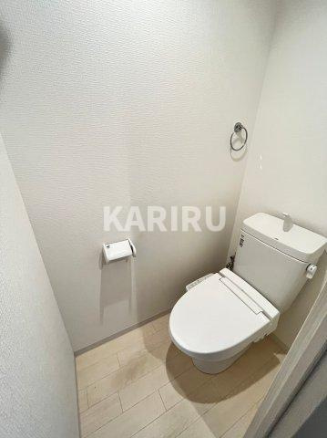 レジデンスコート京橋のトイレ|同物件別部屋の写真です