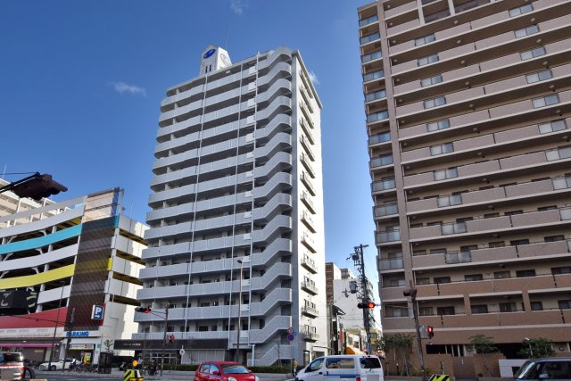 クラウンハイム尼崎昭和通の外観|南西角部屋3LDK×9階部分で眺望良好です！
即日ご案内可能◎皆様からのご連絡を心よりお待ちしております。