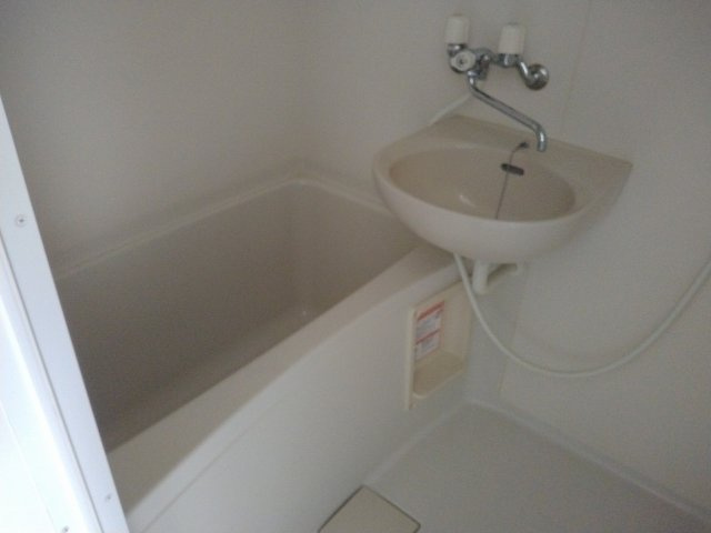 セントヒルズ白山の浴室