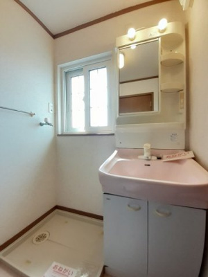 【洗面所】 | サンパティーク | コンパクトで使いやすい洗面所