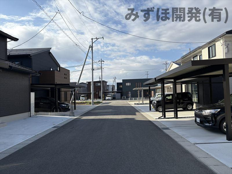 東根市神町西1丁目79-25Eの前面道路含む現地写真