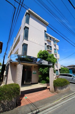 グリンパレスのエントランス