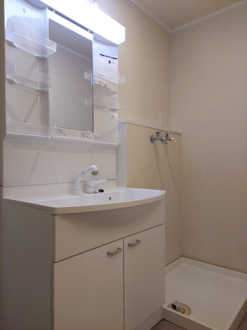 古町ツインタワーハイツの独立洗面台