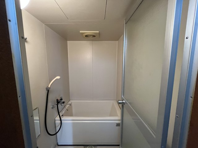 中央プラザの浴室