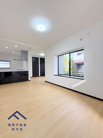 古賀市舞の里１丁目　戸建ての居間・リビング