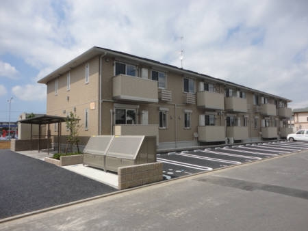 ルミナスの外観|閑静な住宅街に位置してます♪