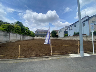 【前面道路含む現地写真】 | 富士見ヶ丘３区画 | 日当り良好　※古家解体中