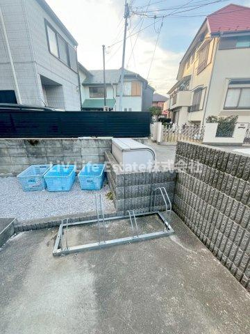 エスプァール谷戸の駐車場