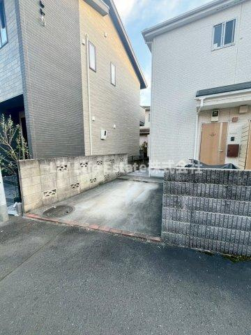 エスプァール谷戸の駐車場