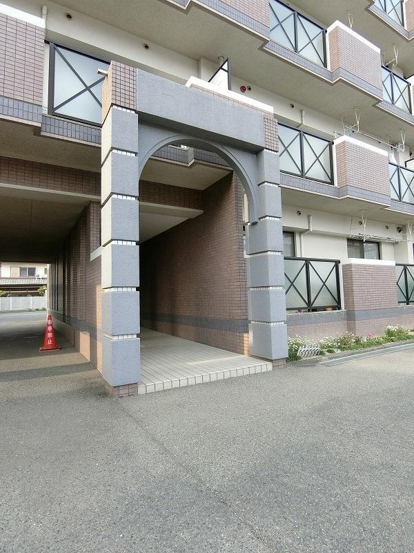 福岡市西区今宿青木の賃貸マンションのエントランス|エントランス写真