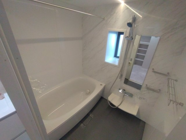 シャルマンフジ住之江公園・ドシールの浴室|浴室