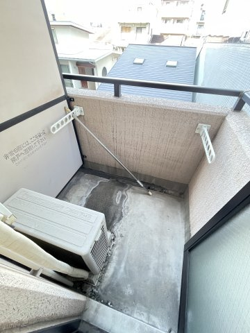 【バルコニー】