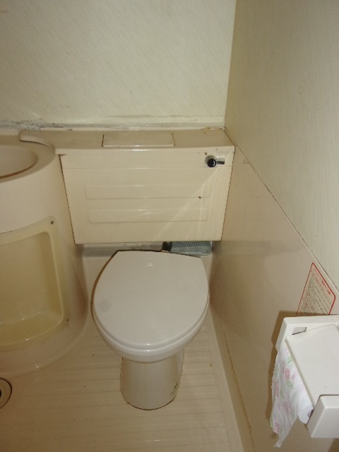 岸和田市上野町西の賃貸マンションのトイレ|落ち着いた色調のトイレです