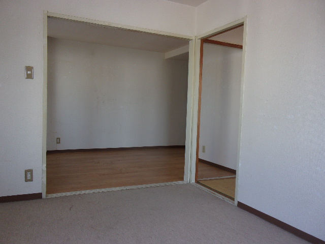 岸和田市上野町西の賃貸マンションの収納|収納のためのスペースです