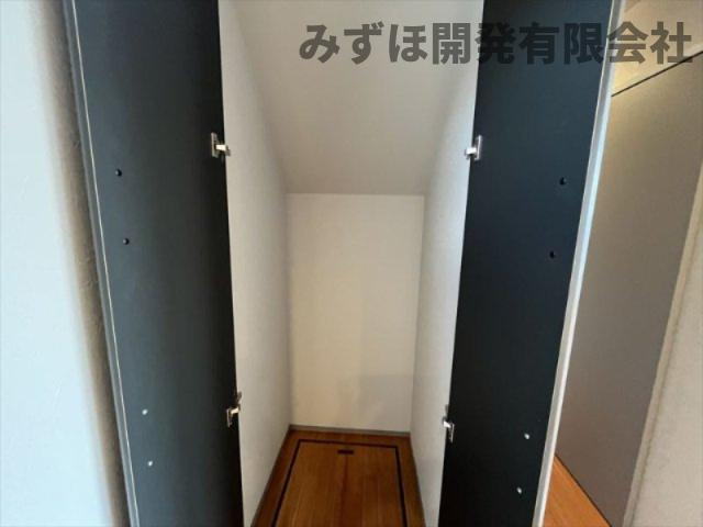 山形市伊達城3丁目21番地6の前面道路含む現地写真