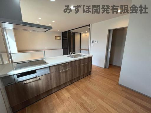 山形市伊達城3丁目21番地6の浴室|清潔感溢れ、落ち着いた雰囲気の浴室です。