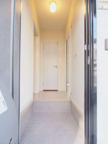 ベルメゾンイシダの玄関