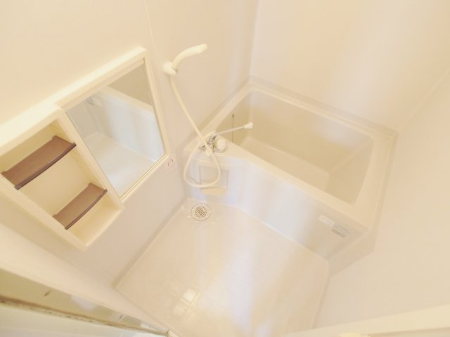 ベルメゾンイシダの浴室