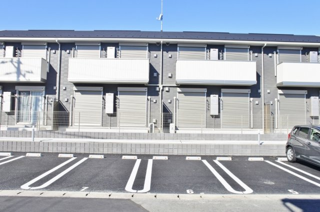 gloire　ｔｒｏｉｓの駐車場