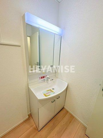 長崎市磯道町新築戸建のトイレ