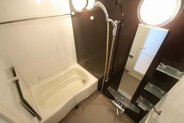 リリーベル高円寺駅前サーモスの浴室