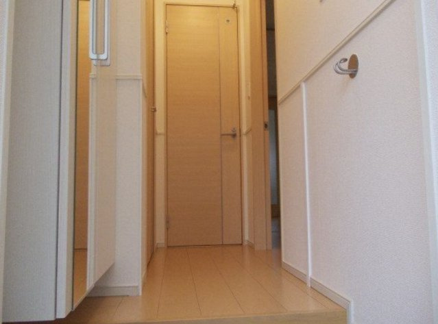 ルーチェ東武練馬の玄関