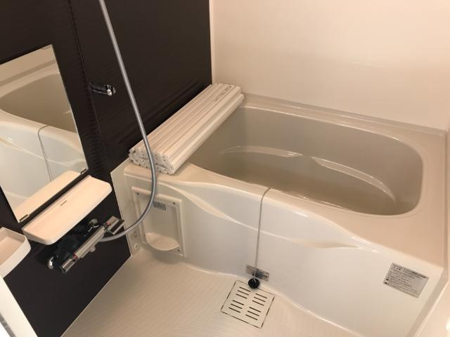 パレーシャル中村Ⅲの浴室|バス