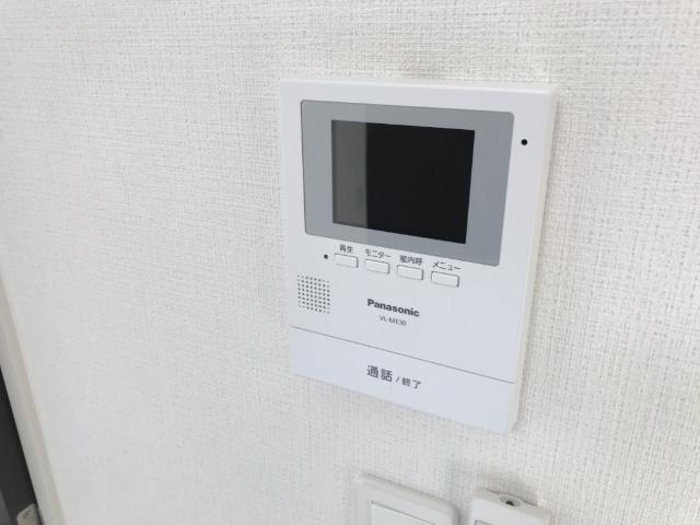 パレーシャル中村Ⅲの内装|カメラ付インターホン
