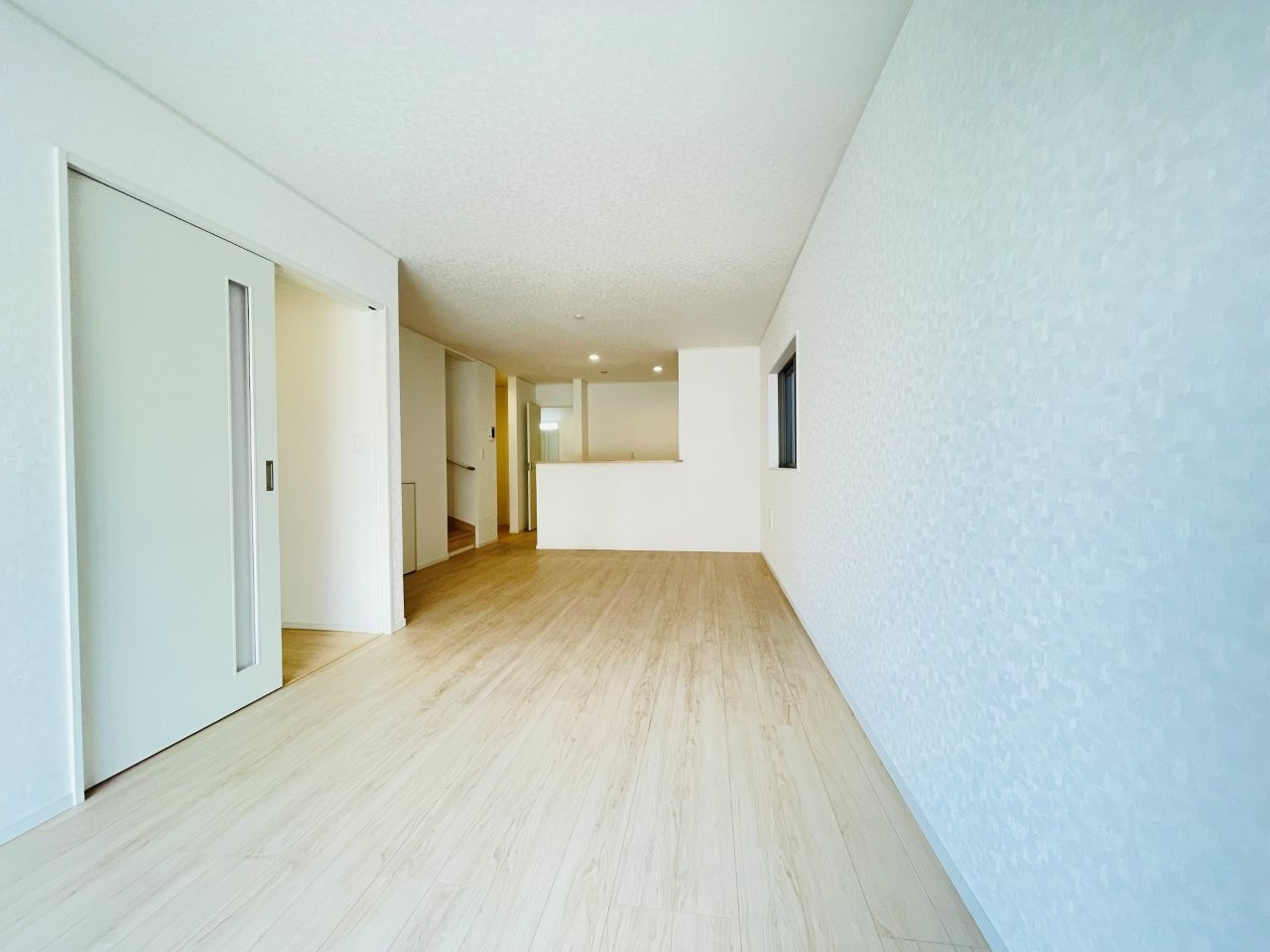 豊田市明和町第6　新築分譲住宅　全2棟　1号棟の居間・リビング|家族団らんできるくつろぎのリビングルーム。